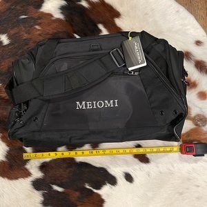 Meiomi Wine Vertex Duffle bag!